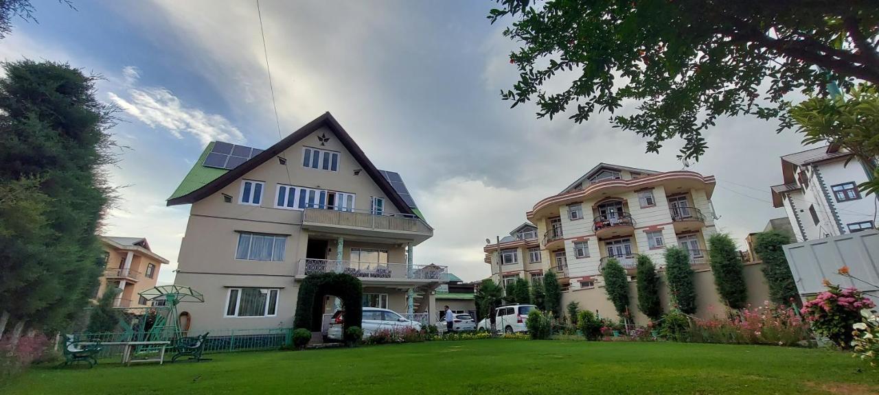 Ikraam Inn Bed&Breakfast Srīnagar Exterior foto